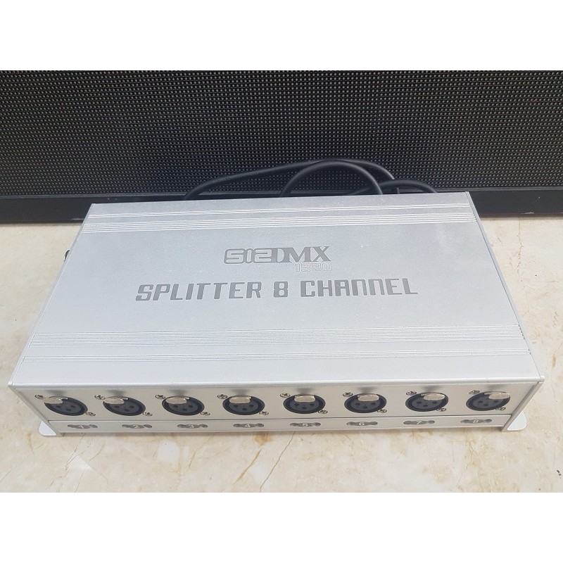 Bộ khuếch đại tín hiệu DMX vào 1 ra 8, SPLITTER 8 CHANNEL